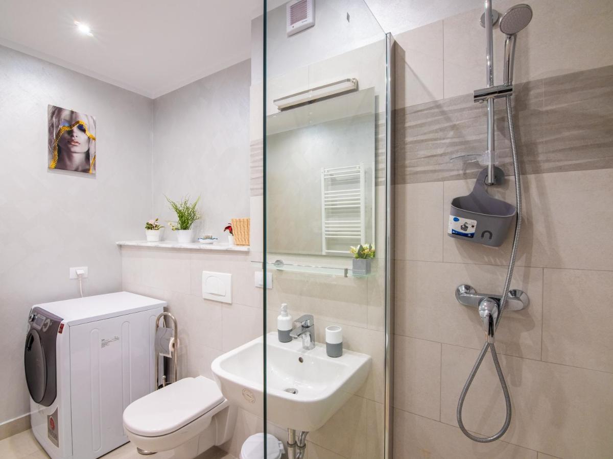 Adelina Apartment *